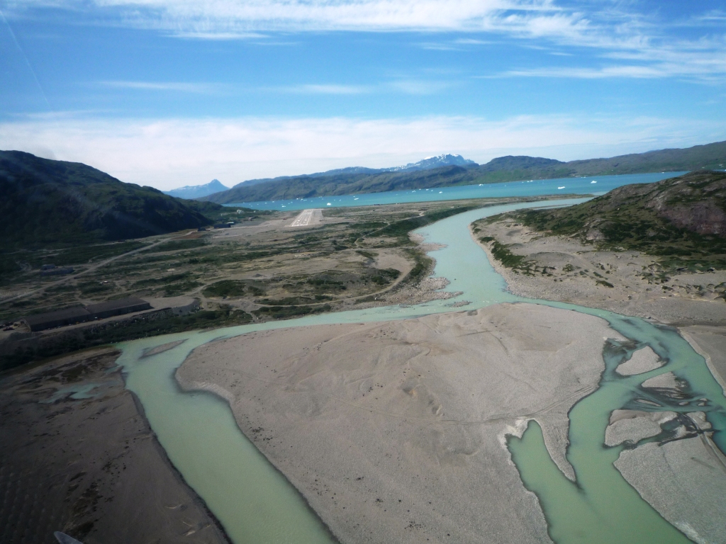 Narsarsuaq approach to runway 25